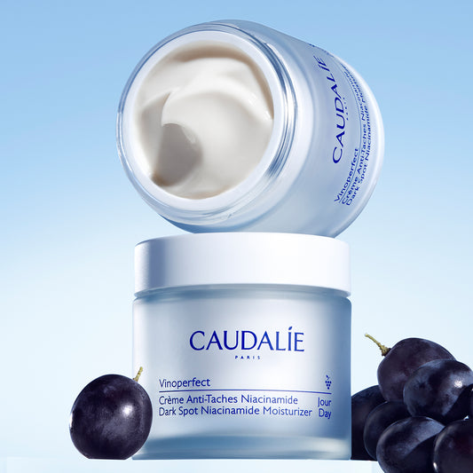 CAUDALIE drėkinamasis veido kremas pigmentuotai odai VINOPERFECT DARK SPOT NIACINAMIDE MOISTURIZER, 50 ml