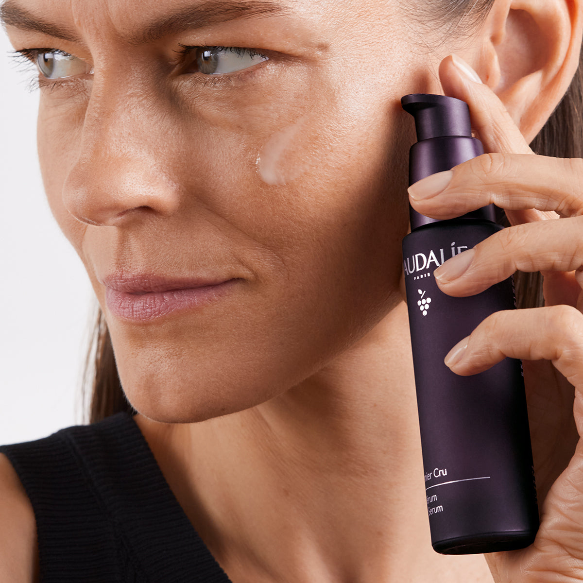 CAUDALIE veido serumas brandžiai, pigmentuotai odai PREMIER-CRU THE SERUM, 30 ml