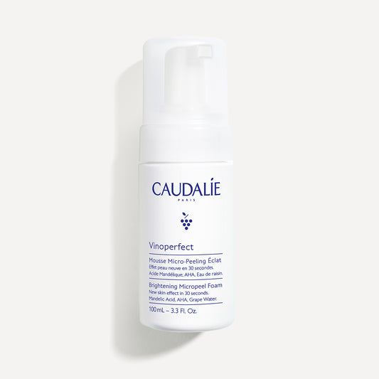 CAUDALIE šveičiamasis veido prausiklis pigmentuotai odai VINOPERFECT MICROPEEL FOAM, 100 ml