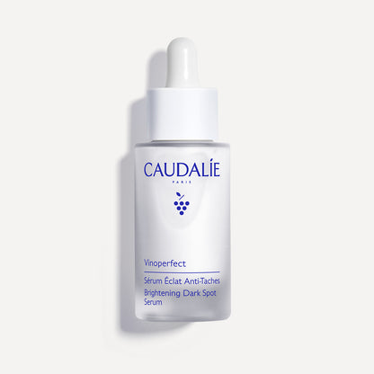 CAUDALIE skaistinantis veido serumas netolygiai odai VINOPERFECT BRIGHTENING DARK SPOT SERUM, 30 ml