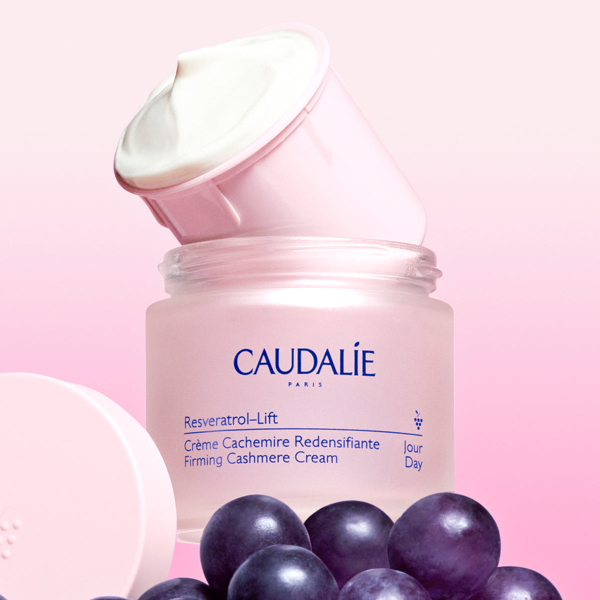 CAUDALIE dieninis veido kremas suglebusiai odai RESVERATROL-LIFT FIRMING CASHMERE CREAM, 50 ml – papildymas