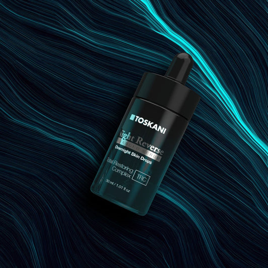TOSKANI naktinis veido serumas su hialuronu ir tetrapeptidais NIGHT REVERSE ADVANCED SERUM, 30 ml 